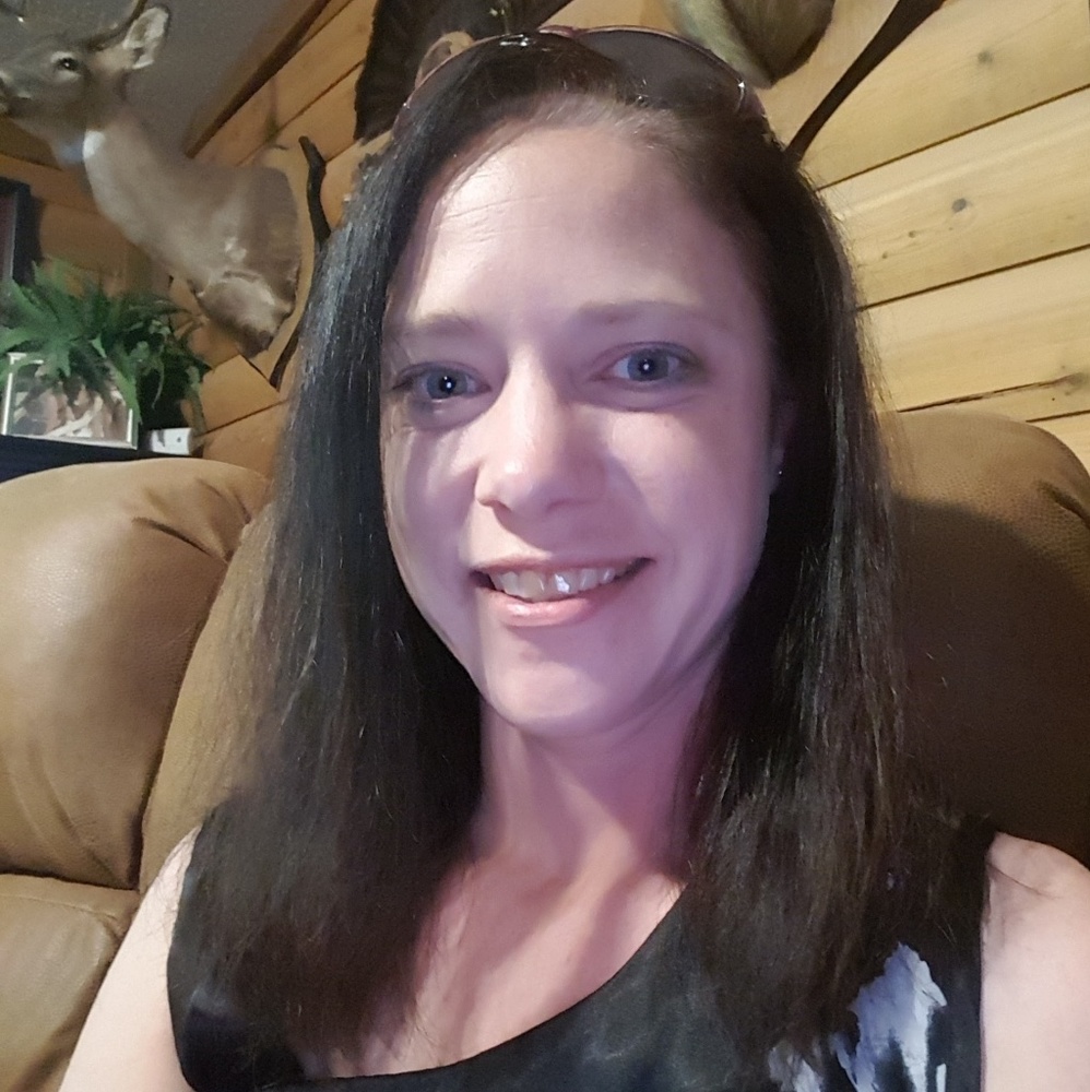 Meet your Posher, Suzette